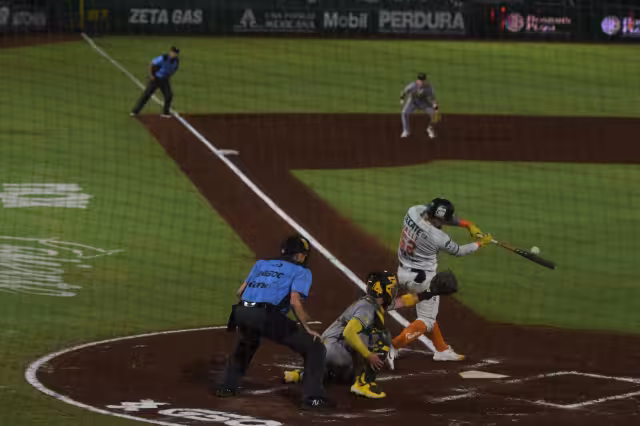 Leones de Yucatán pierden en casa 11a  ante los Pericos de Puebla