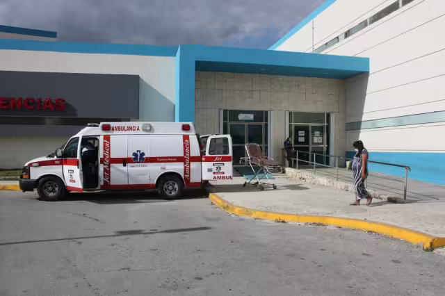 Los pacientes COVID-19 se encuentran en las salas de terapia intensiva