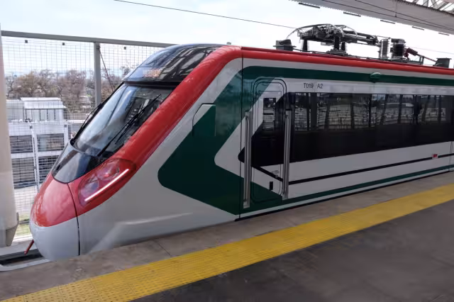 Se desconoce como la mujer llegó a las vías del Tren Interurbano México-Toluca "El Insurgente"