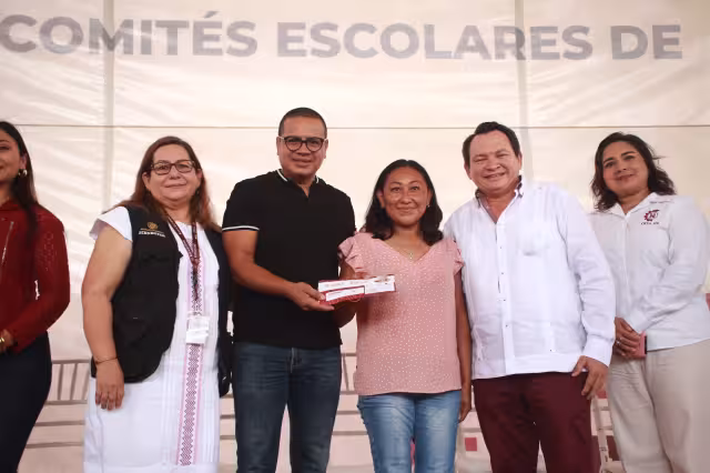 Más de 112 colegios fueron beneficiados con el programa