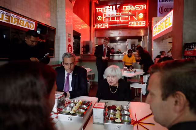 Janet Yellen disfrutó de unos tacos en la Alcaldía Cuauhtémoc