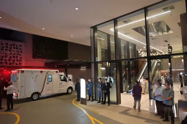 Bolsonaro, de 66 años, fue hospitalizado de emergencia el miércoles en Brasilia