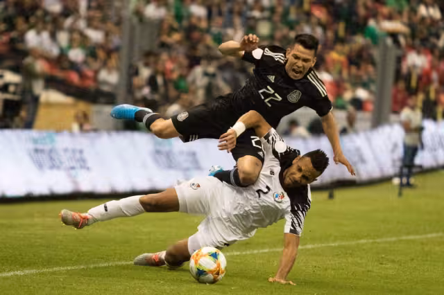 Hirving Lozano no podrá estar ante Jamaica debido a acumulación de tarjetas amarillas