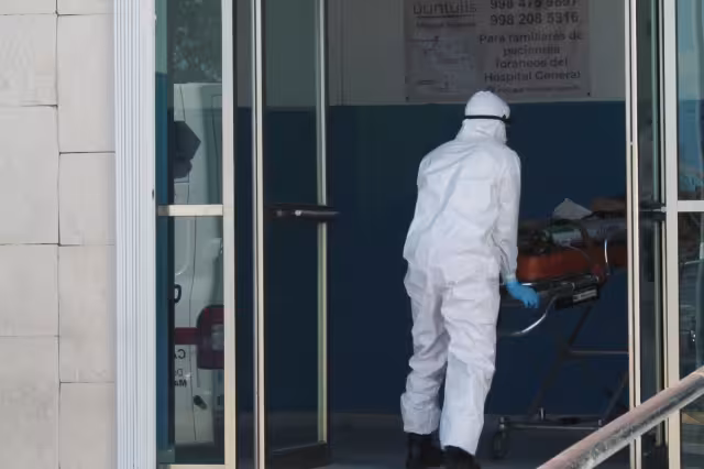 Cancún registra más de 438 mil personas vacunadas contra el COVID-19; la ciudad sigue a la cabeza en número de contagios