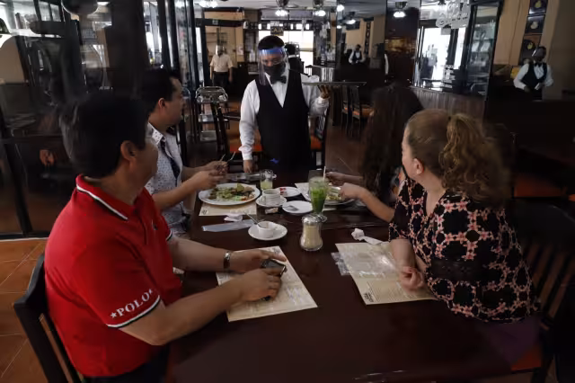 Los empresarios resienten demandas laborales y deudas