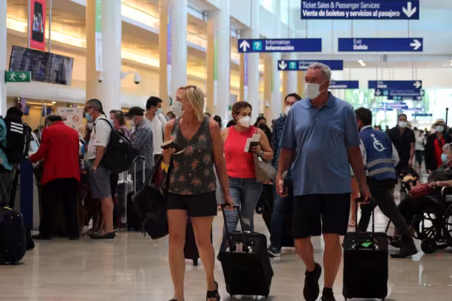 El pasaporte servirá para viajar seguros entre las naciones