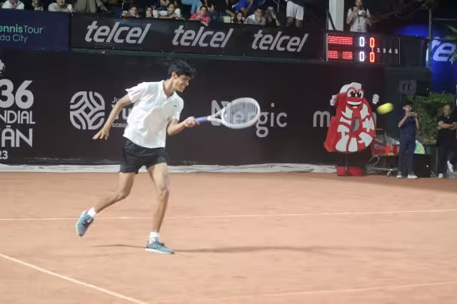 Rodrigo Pacheco quiere poner en alto el nombre de Yucatán