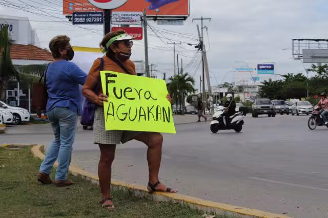 La ciudadanía se ha manifestado reiteradamente debido al deficiente servicio de la empresa.