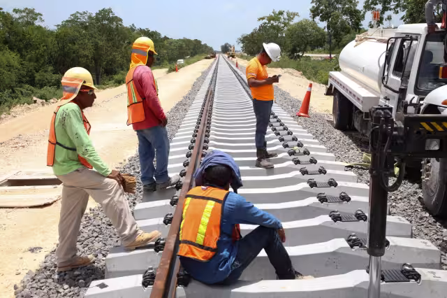 A finales de año arriban 13 ferrocarriles del Tren Maya