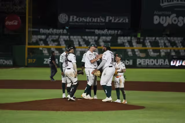 Leones de Yucatán ganaron 9 a 5 a los Piratas de Campeche