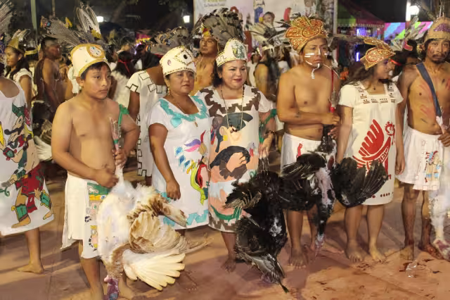 Kotz kal tso o "degollación de los pavos" forma parte de un baile tradicional maya que se realiza en Dzitás, Yucatán