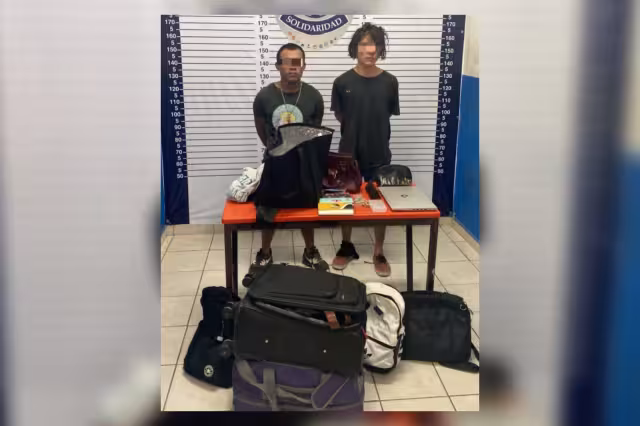 Los detenidos por robar dentro de una casa en Playa del Carmen, fueron llevados a los separos de la Policía Municipal