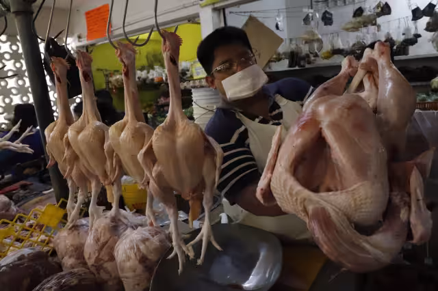 Un Chedraui de Cancún, Quintana Roo; fue señalado como el segundo en la Zona Sur del país en tener precios altos en la canasta básica