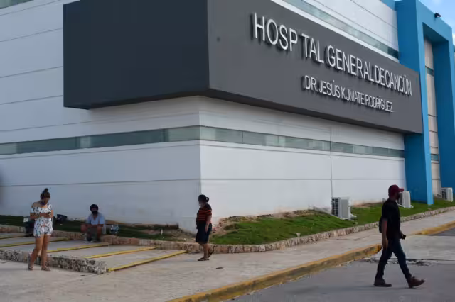 El Hospital General de Cancún registra una ocupación de camas con ventilador de 50 por ciento, según la Secretaría de Salud Federal