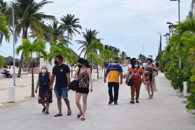 Según informes oficiales, durante la tarde ayer viernes se registraron cerca de 500 bañistas