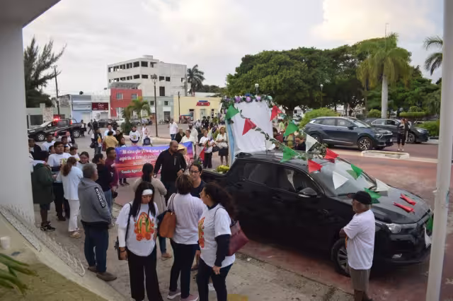Peregrinos recorrieron las calles de sus municipios