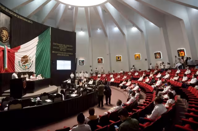 El Congreso del Estado realiza una sesión por motivo de este nombramiento