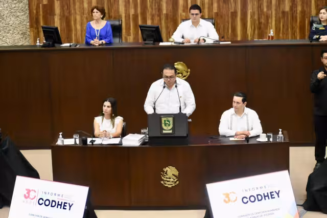 El informe de la Codhey se realizó ante los tres poderes del estado de Yucatán