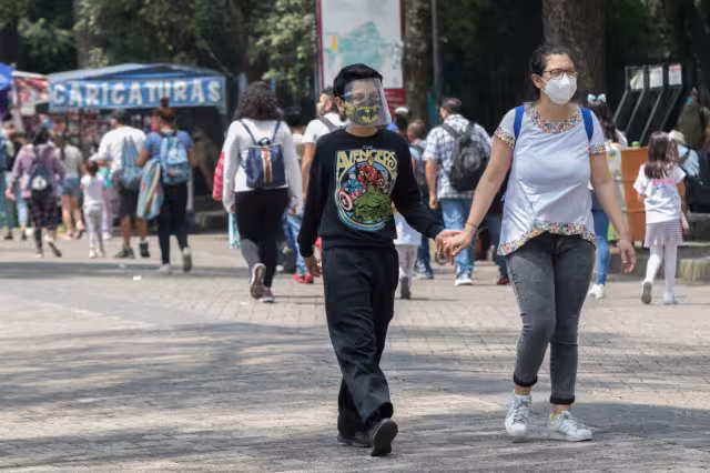 Actualmente en la capital hay 12 mil 024 casos estimados activos de COVID-19 en la CDMX