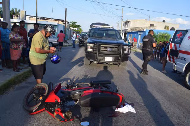 Abuelitos se vas al hospital tras choque con turistas