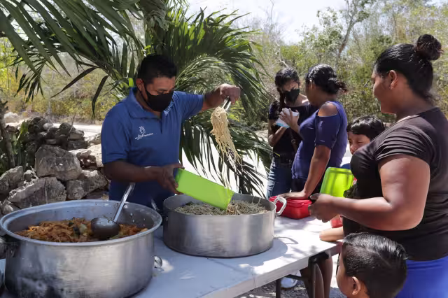 Apoyan a familias vulnerables de Quintana Roo