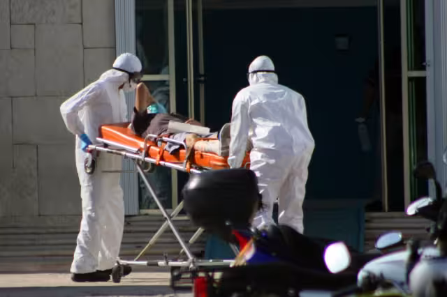 Los casos de COVID-19 no han descendido en Q.Roo