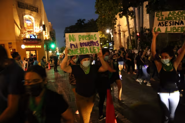 Yucatecas se unieron a la demanda colectiva nacional de interrupción del embarazo legal. Actualmente en el Estado se permite esta práctica bajo cinco causales