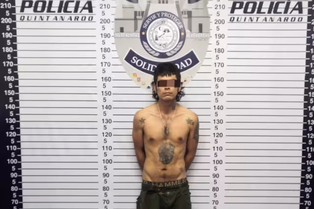 El hombre fue detenido y llevado a la FGE Quintana Roo tras descubrirlo drogándose en la colonia Luis Donaldo Colosio de Playa del Carmen