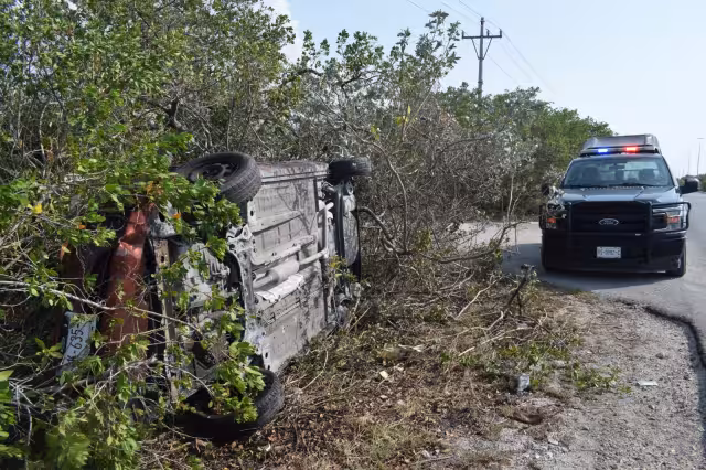 Los pasajeros de la camioneta solamente presentaron golpes