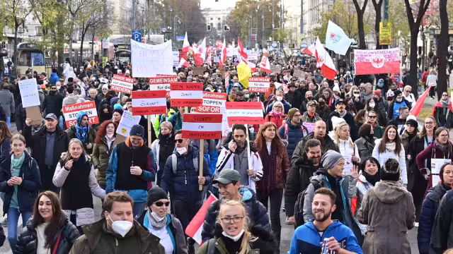 A partir de este lunes, los 8,9 millones de austriacos no podrán salir de su domicilio