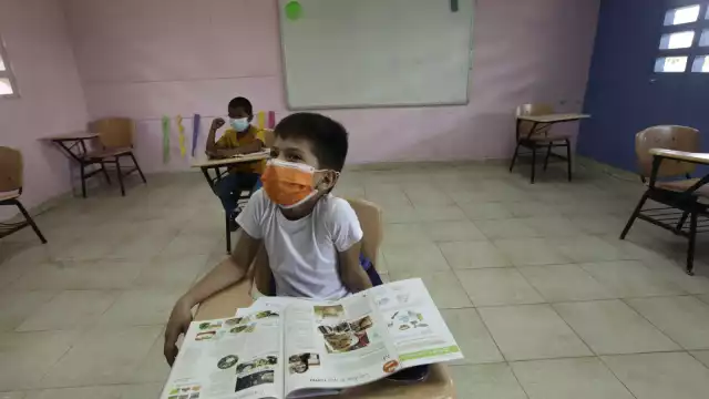 En México, el cierre de escuelas que se inició en marzo de 2020 aún se mantiene