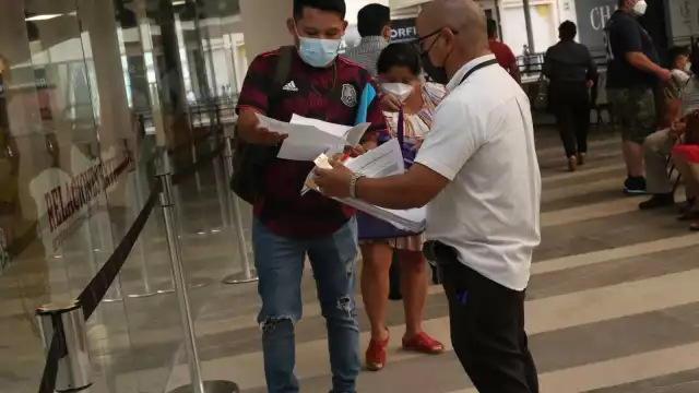 El trámite cuenta con dos modalidades para su solicitud, y el costo dependerá de la urgencia que se tenga para la expedición