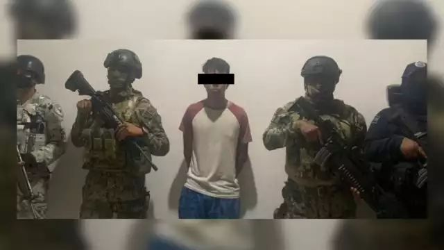 El detenido fue trasladado a la Vicefiscalía General de Quintana Roo en Playa del Carmen para definir su situación legal