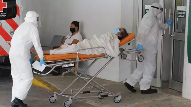 En las últimas 24 horas se registraron 52 nuevos contagios de COVID-19, así como cinco defunciones. Foto: Por Esto!
