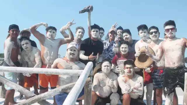 Visitantes de varias parte del mundo llegan a Río Lagartos para realizarse este tratamiento en todo el cuerpo