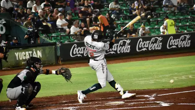 Lass fieras se fueron de nuevo adelante con tres rayitas, Ángel Chavarín pegó batazo de dos estaciones al central