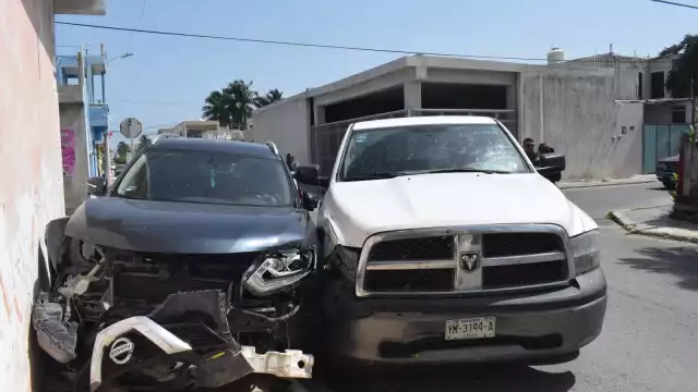 Los autos presentaron daños materiales