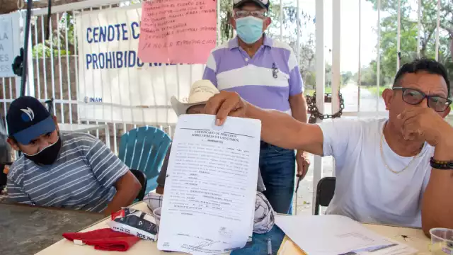 Los inconformes acusan al actual comisario ejidal de haber recibido 4.5 mdp y herramientas de trabajo para “rifar” entre sus “seguidores” con el fin de “silenciarlos”.