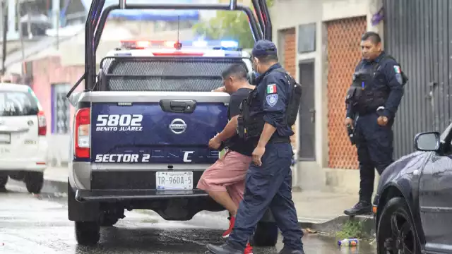 Habitantes de Chetumal y Cancún calificaron negativamente a los ayuntamientos