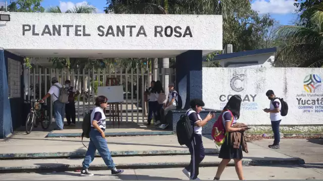 El 20 por ciento de los alumnos del Colegio de Bachilleres de Yucatán (Cobay) deserta por la falta de recursos económicos