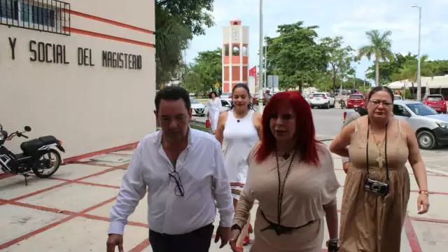 No han analizado promover demanda por daño a la moral.