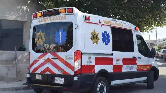 El abuelito fue atendido por paramédicos, ya que presentaba golpes en el cuerpo