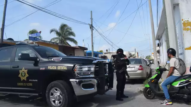 Tres personas fueron detenidas por estar implicadas en narcomenudeo