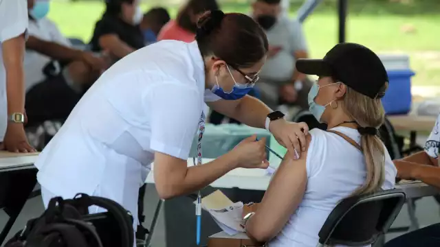 José Martínez, director de Infectología del INER indicó que la reactivación económica de Q.Roo no debe estar por encima de la salud