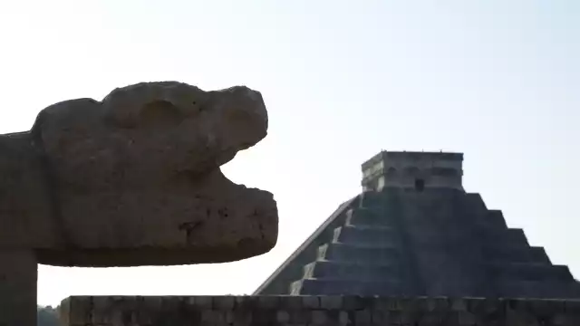 En el equinoccio de primavera se observa un espectáculo de luz y sombra en El Castillo