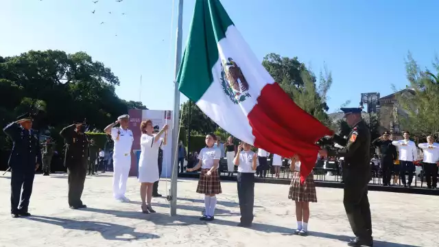 La secretaria de Gobierno María Fritz representó al gobernador Mauricio Vila en el evento