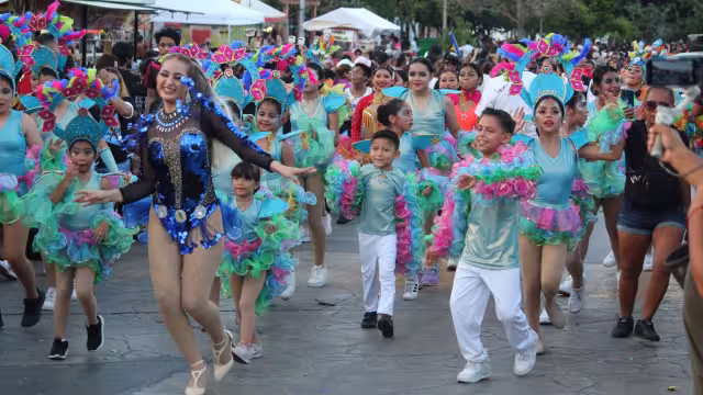 Los presentes consideraron que la primera jornada duró mucho, pues hubo más de 2 horas de bailes