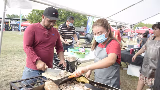 Cada uno de los participantes le dio el toque especial a su comida