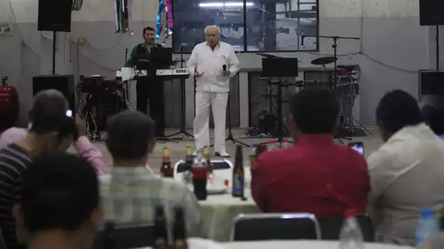 En familia, empleados de varias generaciones convivieron con el Fundador y Director Honorario de Por Esto! Don Mario Renato Menéndez Rodríguez