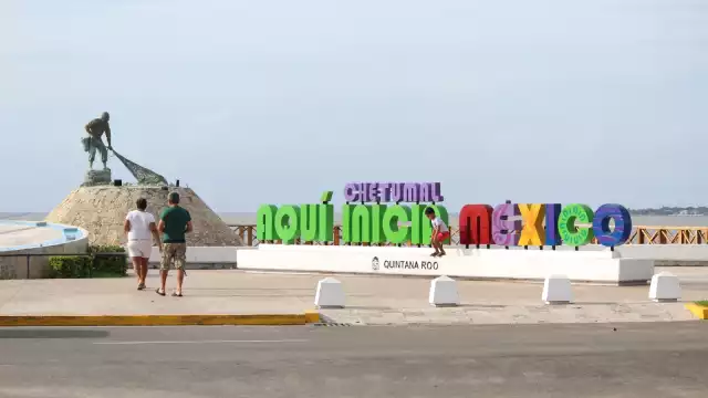 Un trabajador cayó cuando realizaba la adecuación para instalar un juego en el Boulevard Bahía